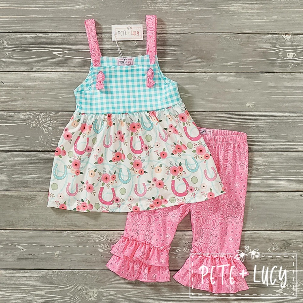 Pete+Lucy matching capri set